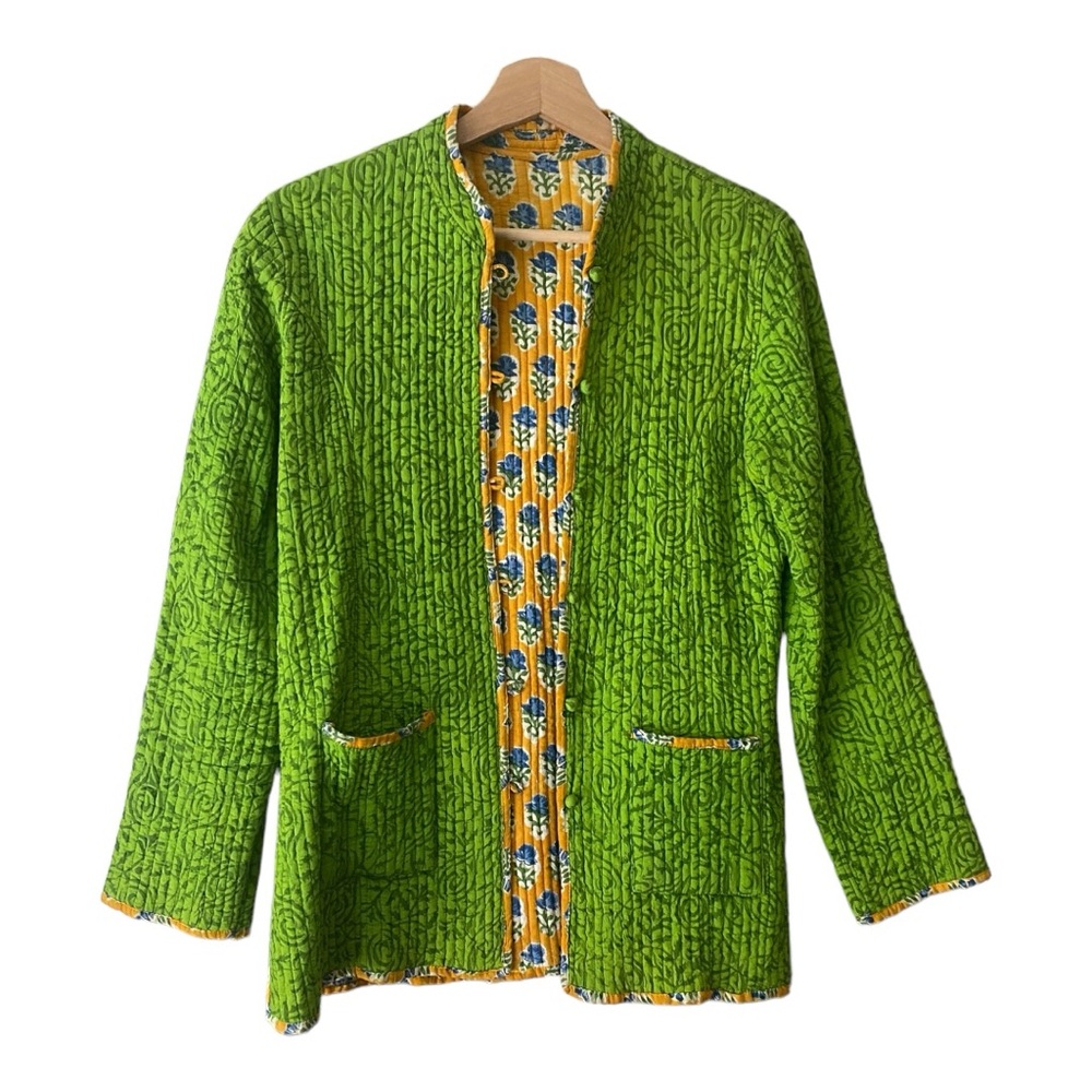 Quilted Reversible Jacket with Patch Pockets in Green and Yellow size S/M